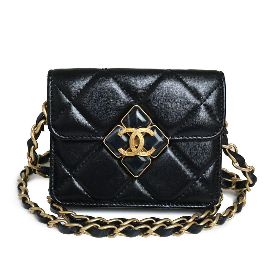 CHANEL (未使用 展示品)シャネル マトラッセ ココマーク CHANEL (未使用 展示品)シャネル マトラッセ ココマーク