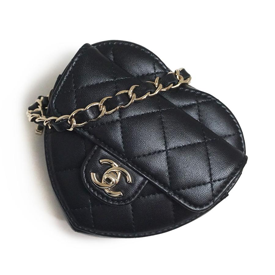 CHANEL (新品・未使用品)シャネル マトラッセ ココマーク CHANEL (新品・未使用品)シャネル マトラッセ ココマーク
