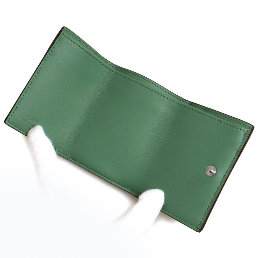 FENDI (新品・未使用品)フェンディ ピーカブー マイクロ FENDI (新品・未使用品)フェンディ ピーカブー マイクロ