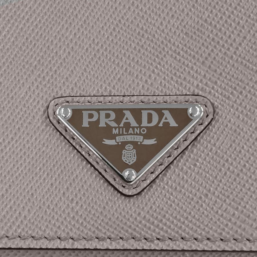 PRADA (未使用 展示品)プラダ 三角ロゴ ショルダーバッグ 斜め PRADA (未使用 展示品)プラダ 三角ロゴ ショルダーバッグ 斜め