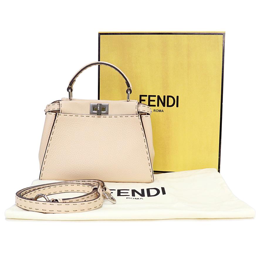 FENDI (未使用 展示品)フェンディ ピーカブー アイコニック FENDI (未使用 展示品)フェンディ ピーカブー アイコニック