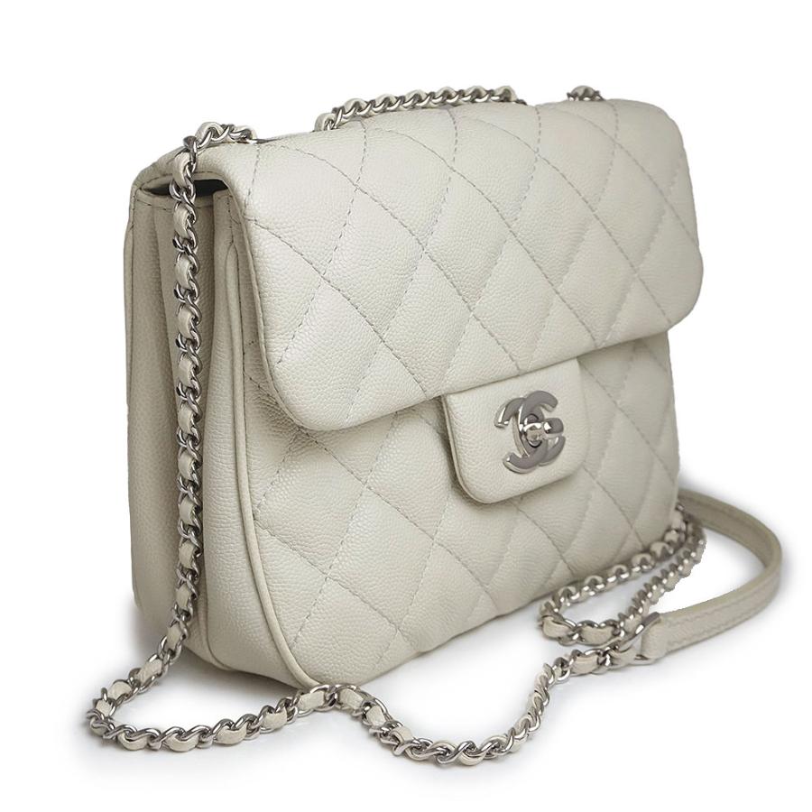 CHANELキャビアスキン ココマーク ショルダーバッグ 斜め掛け CHANEL（シャネル） （美品）シャネル ココマーク マトラッセ 2WAY