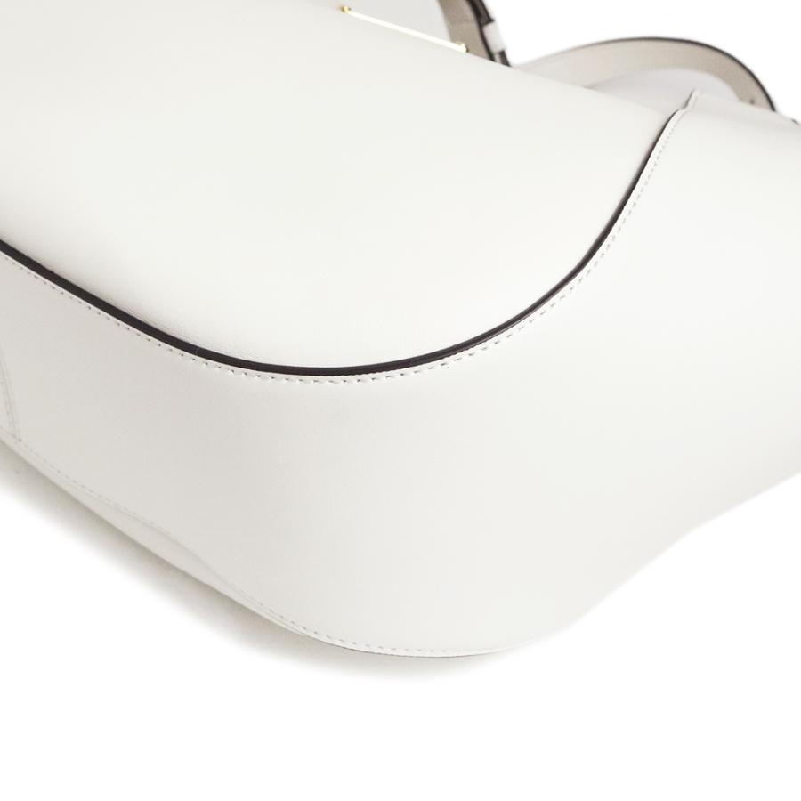PRADA（プラダ） （新品・未使用品）プラダ ミディアム レザー トート