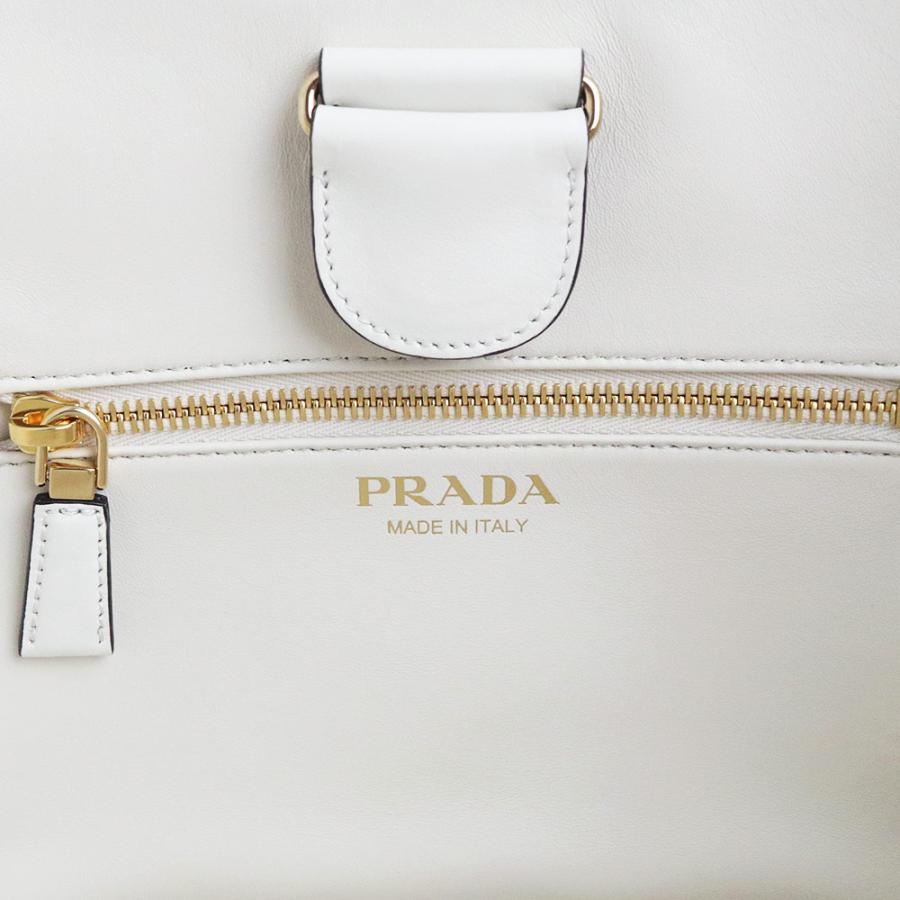 PRADA（プラダ） （新品・未使用品）プラダ ミディアム レザー トート