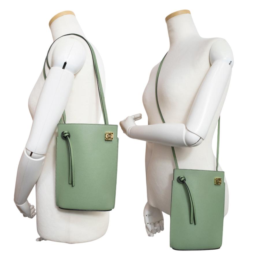 【未使用】ロエベ Loewe　ダイスポケット レザー ロゴ ポシェット ミント LOEWE（ロエベ） （新品・未使用品）ロエベ ダイスポケット ショルダー