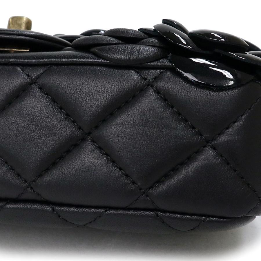 CHANEL（シャネル） （美品）シャネル ココマーク マトラッセ 20 ミニ