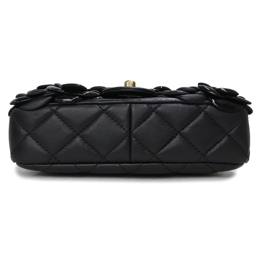 シャネル　ブラックパテントチェーンミニバッグ CHANEL（シャネル） （美品）シャネル ココマーク マトラッセ 20 ミニ