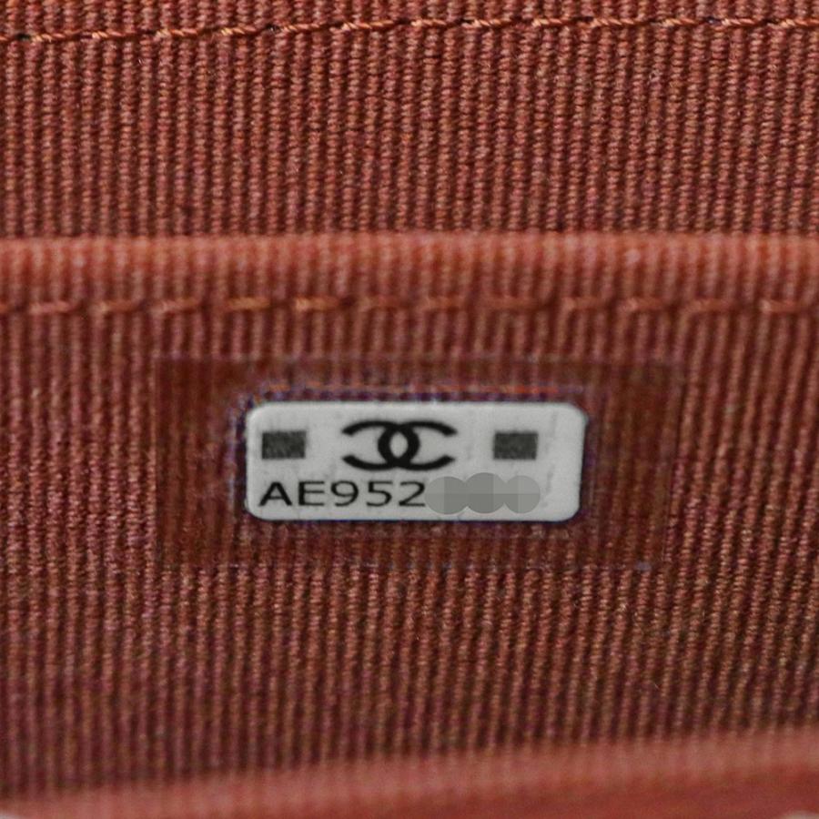 CHANEL ブラウンレザー コインケース CHANEL （新品・未使用品）シャネル マトラッセ クラシック