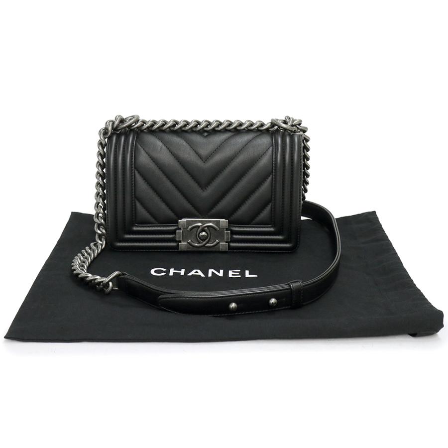 シャネル ボーイシャネル シェブロン ケース ブラック　ラムスキン CHANEL（シャネル） （未使用 展示品）シャネル ボーイシャネル