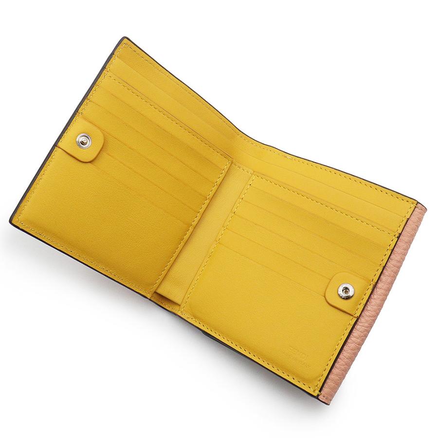 FENDI （新品・未使用品）フェンディ ピーカブー セレリア 二つ折り  