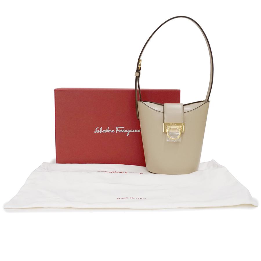 FERRAGAMO（フェラガモ） （未使用 展示品）サルヴァトーレフェラガモ
