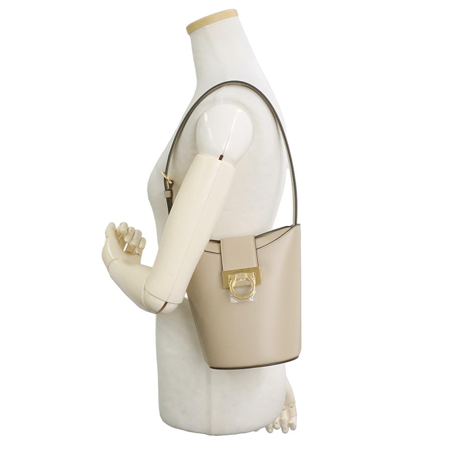 FERRAGAMO（フェラガモ） （未使用 展示品）サルヴァトーレフェラガモ