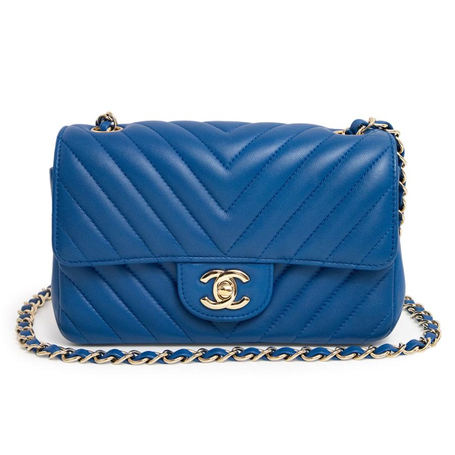 シャネル シェブロン シャネル CHANEL シェブロンVステッチチェーンウォレット 26番台