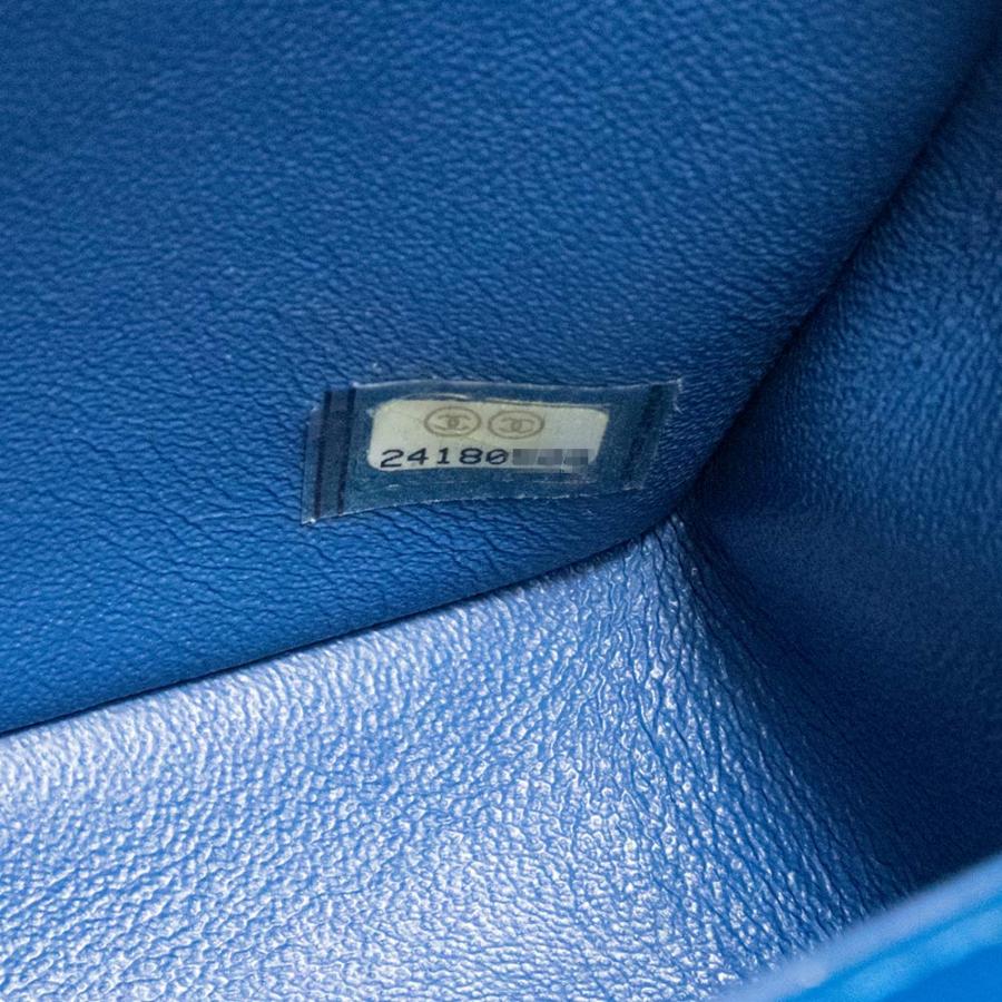 CHANEL（シャネル） （美品）シャネル シェブロン Vステッチ ミニ