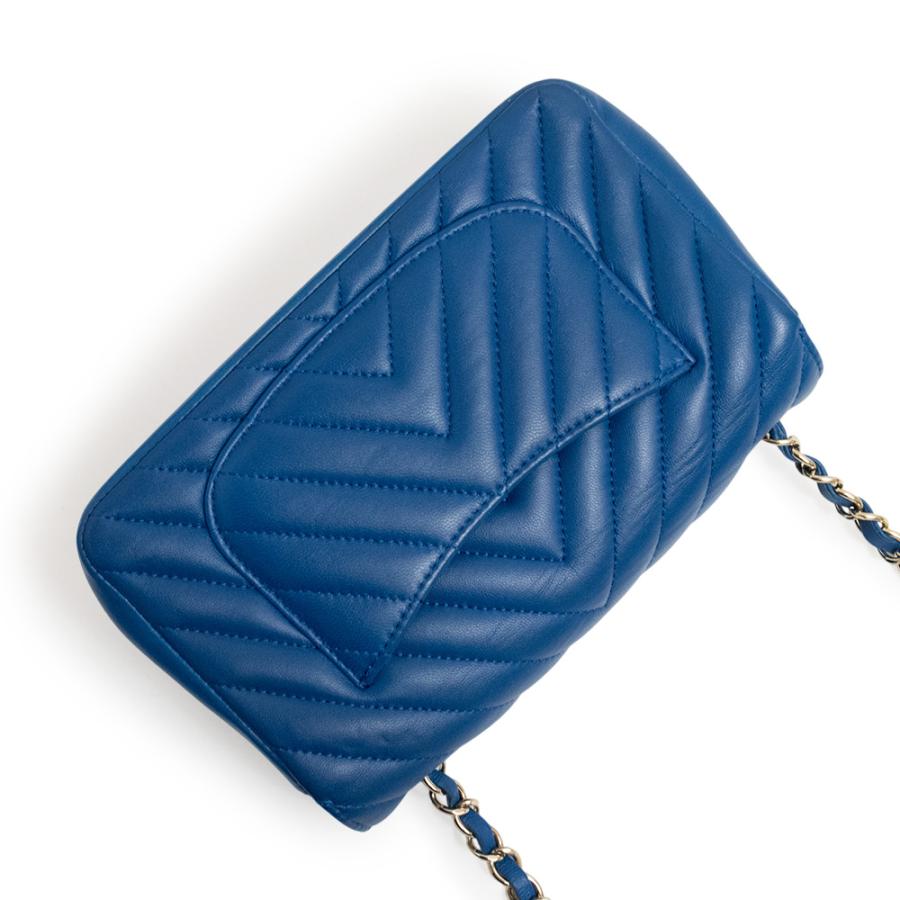 CHANEL（シャネル） （美品）シャネル シェブロン Vステッチ ミニ