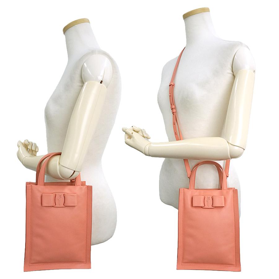 フェラガモ　ヴィヴァ　ミニバッグ　美品 FERRAGAMO （新品・未使用品）サルヴァトーレフェラガモ