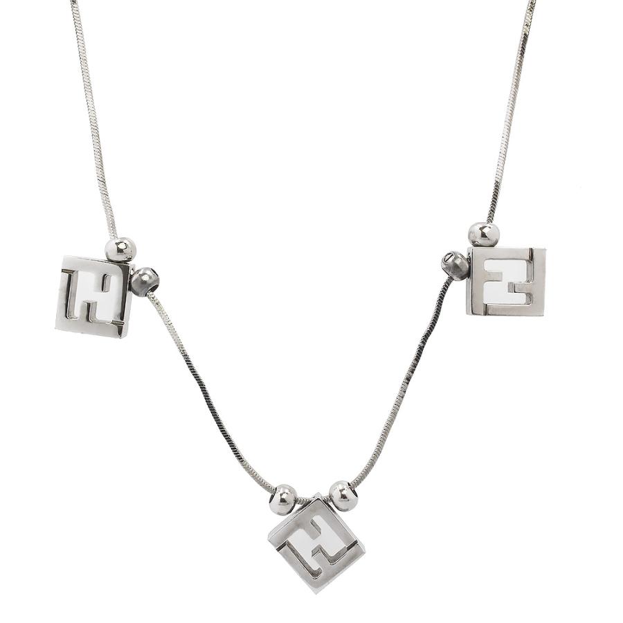美品！Fendi ネックレス　シルバー スクエア FENDI（フェンディ） （中古）FENDI FF ロゴ シルバー ネックレス