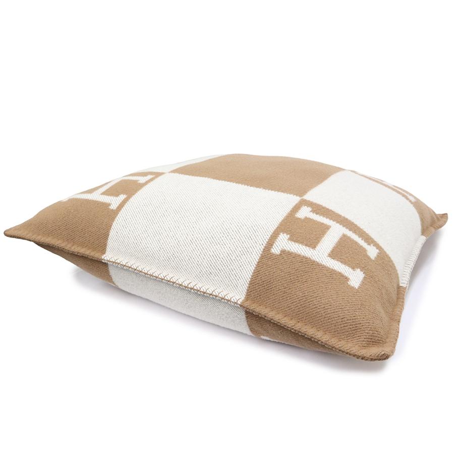 HERMES（エルメス） （中古）HERMES アヴァロン GM クッション メリノ