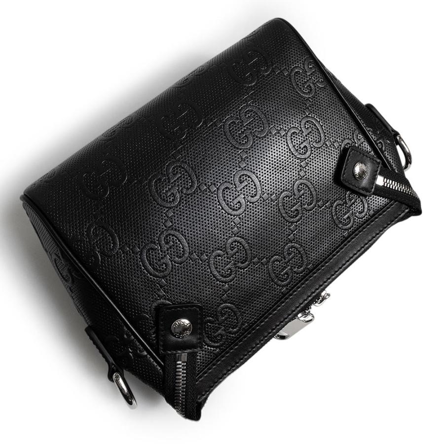 （未使用　展示品）GUCCI グッチ 674058 GGエンボスレザー ブラック メッセンジャー 2Way ショルダー クラッチ セカンドバッグ 斜め掛け シルバー金具_5