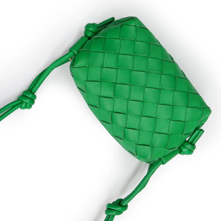 （未使用　展示品）BOTTEGA VENETA ボッテガヴェネタ 680255 ミニ ループ カメラバッグ イントレチャート ラムスキン パラキート ショルダーバッグ 斜め掛け_4