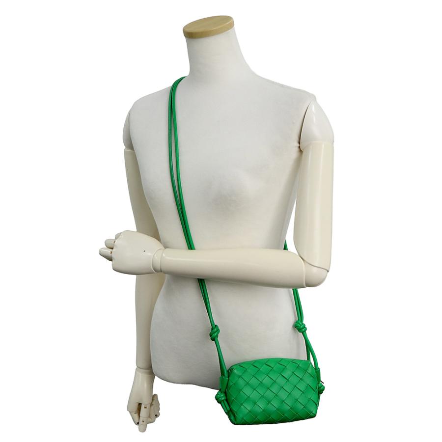 （未使用　展示品）BOTTEGA VENETA ボッテガヴェネタ 680255 ミニ ループ カメラバッグ イントレチャート ラムスキン パラキート ショルダーバッグ 斜め掛け_6