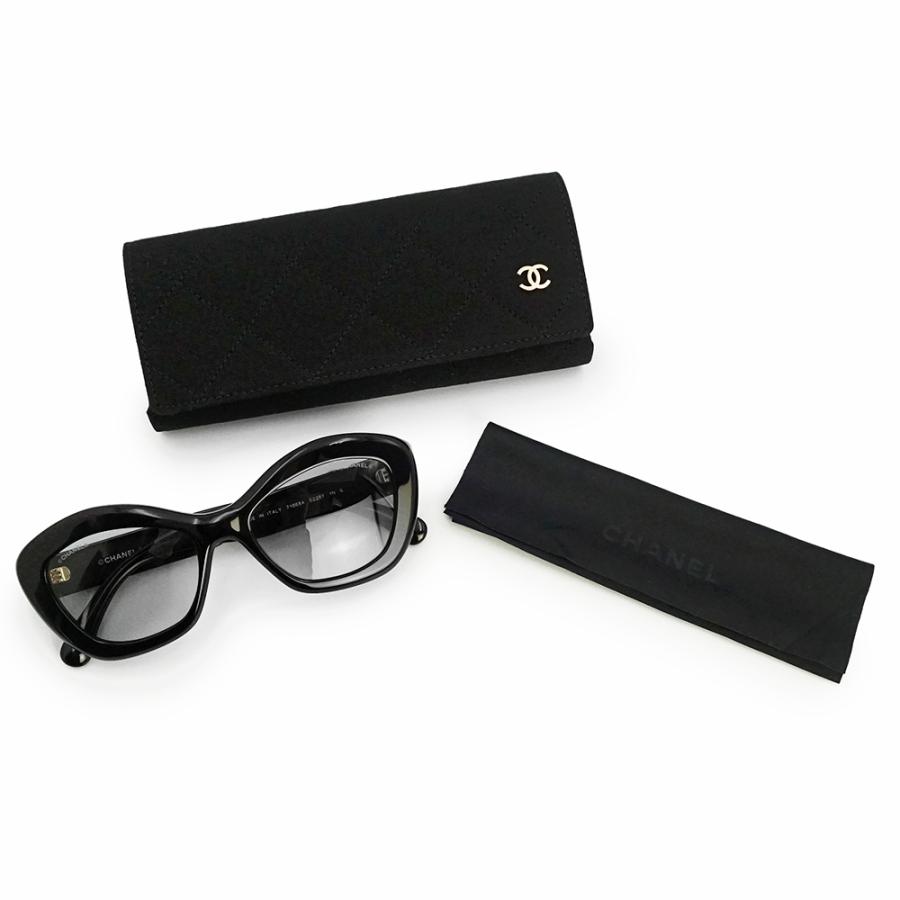 CHANEL（シャネル） （美品）CHANEL A71668 ロゴ ラインストーン