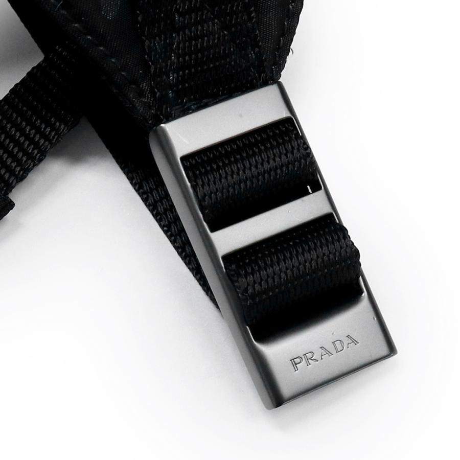 PRADA プラダ 迷彩柄でバリカッコいい　手袋 現行モデル　未使用に近く美品 PRADA 2wayトートバッグ ショルダーバッグ 迷彩柄 レディース プラダ