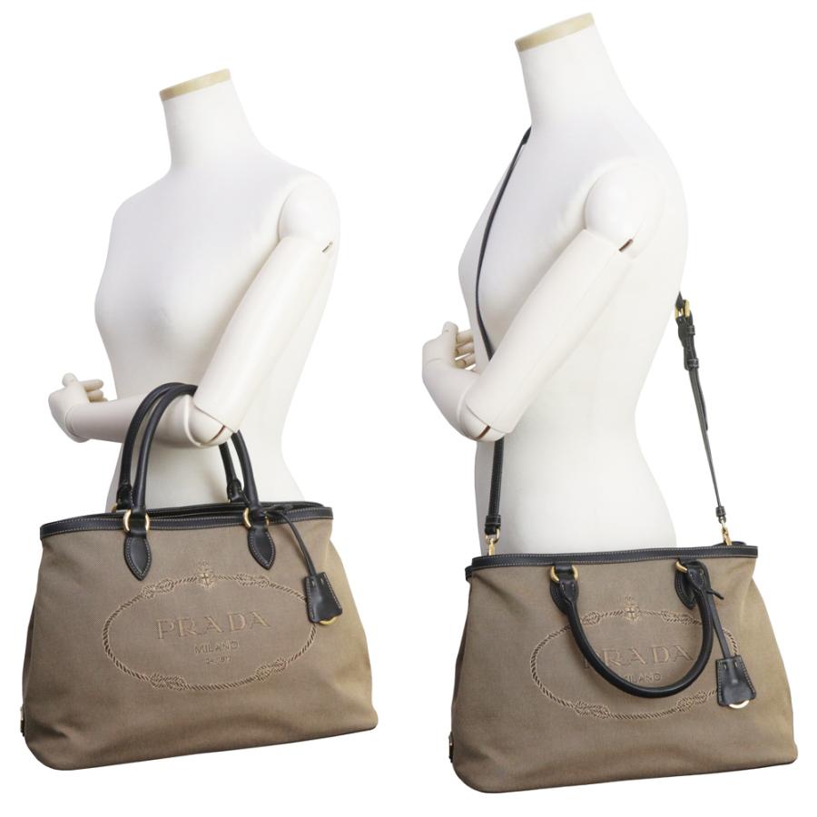 PRADA（プラダ） （美品）PRADA 1BA579 カーフスキン ロゴジャガード