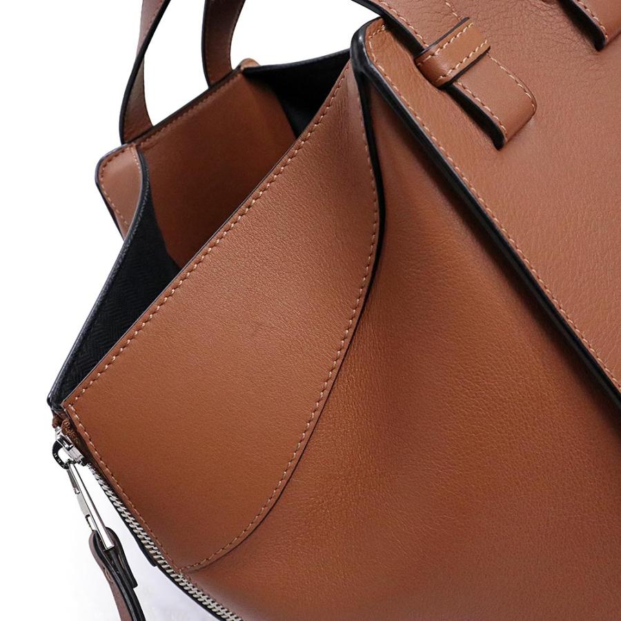（未使用　展示品）LOEWE ロエベ 387 30 S35 ハンモック スモール クラシックカーフ タン ブラウン 2way 斜め掛け ショルダー ハンドバッグ レザー シルバー金具_10
