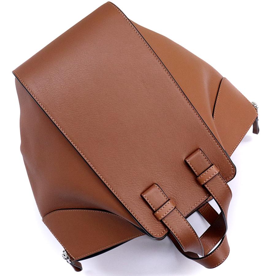 （未使用　展示品）LOEWE ロエベ 387 30 S35 ハンモック スモール クラシックカーフ タン ブラウン 2way 斜め掛け ショルダー ハンドバッグ レザー シルバー金具_4