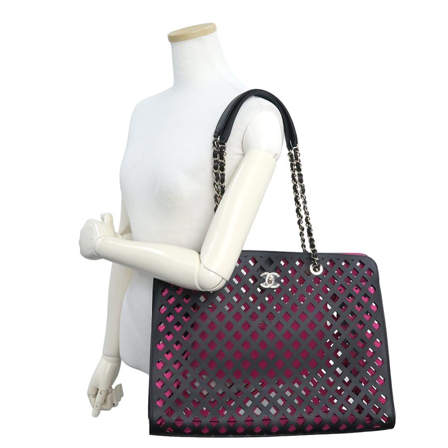CHANEL ピンク系 スパンコール トートバッグ CHANEL（シャネル） （未使用 展示品）CHANEL AS2377 パンチングカーフ