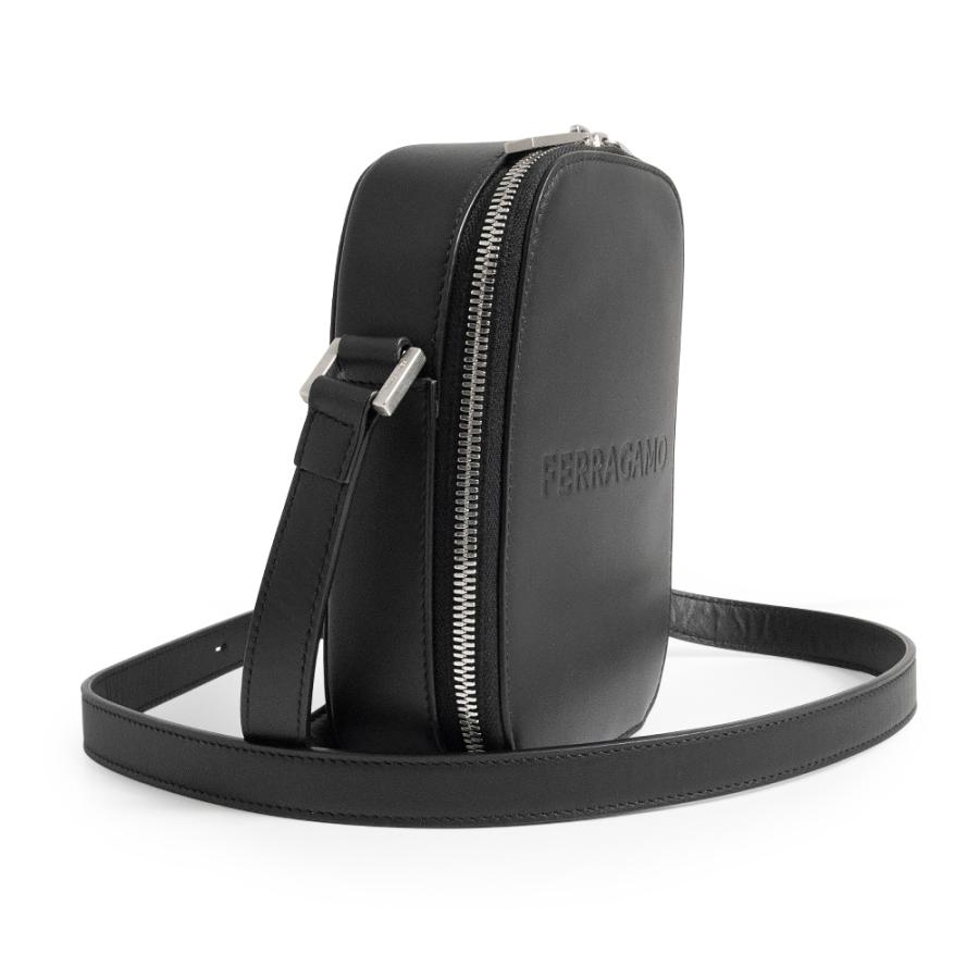 サルヴァトーレフェラガモ AU-24 レザー ブラック ショルダーバッグ 斜め掛け シルバー金具 Salvatore Ferragamo（未使用　展示品） FERRAGAMO（フェラガモ） （未使用 展示品）Salvatore Ferragamo