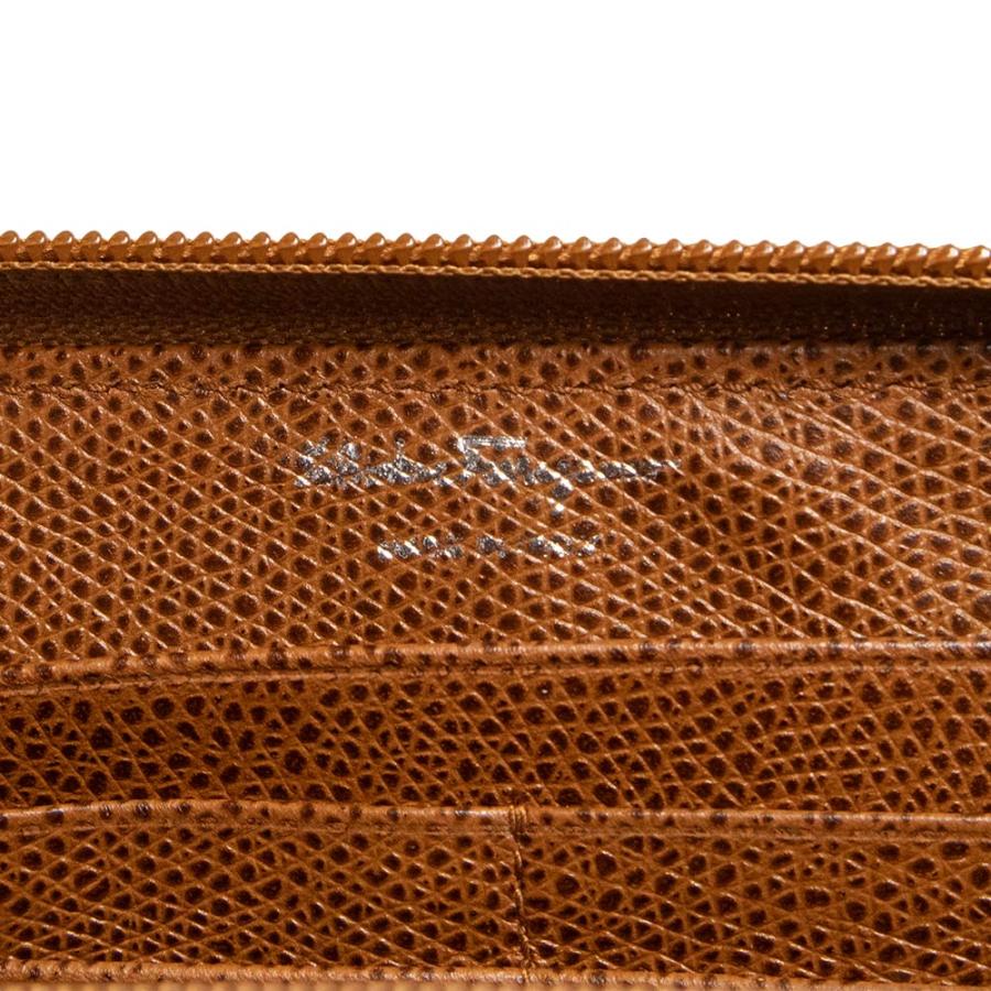 サルヴァトーレフェラガモ 22C240 ヴァラ リボン ラウンドファスナー レザー TAN タン ブラウン 長財布 シルバー金具 箱付 Salvatore Ferragamo（未使用　展示品） FERRAGAMO（フェラガモ） （未使用 展示品）Salvatore Ferragamo