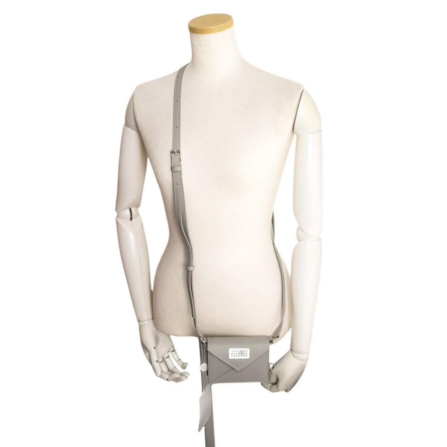 未使用 展示品）Maison Margiela メゾン マルジェラ SB6ZI0006 MM6