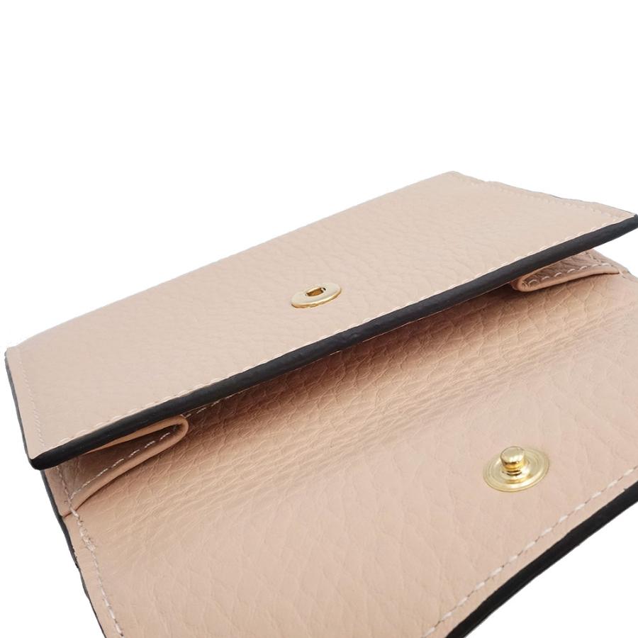 （新品・未使用品）Chloe クロエ CHC17AP945 アルファベット alphabet Cチャーム スモール トリフォールドウォレット カーフスキン ピンクベージュ 三つ折り財布の画像