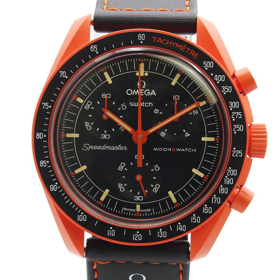 オメガ SO33O100 スウォッチ Swatch MISSION ON EARTH LAVA ミッション オン アース ラバ スピードマスター ムーンスウォッチ クロノグラフ クォーツ ナイロン バイオセラミック オレンジ ブラック 腕時計 箱付 OMEGA（未使用　展示品） MISSION ON EARTH - LAVA, - POLAR LIGHTS, - DESERT |Swatch®公式サイト