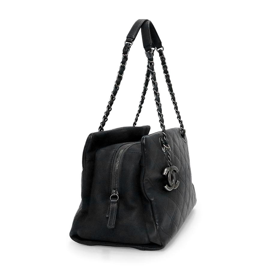 CHANEL ココマーク マトラッセ ケース　ヴィンテージ品 CHANEL（シャネル） （中古）CHANEL マトラッセ ココマーク