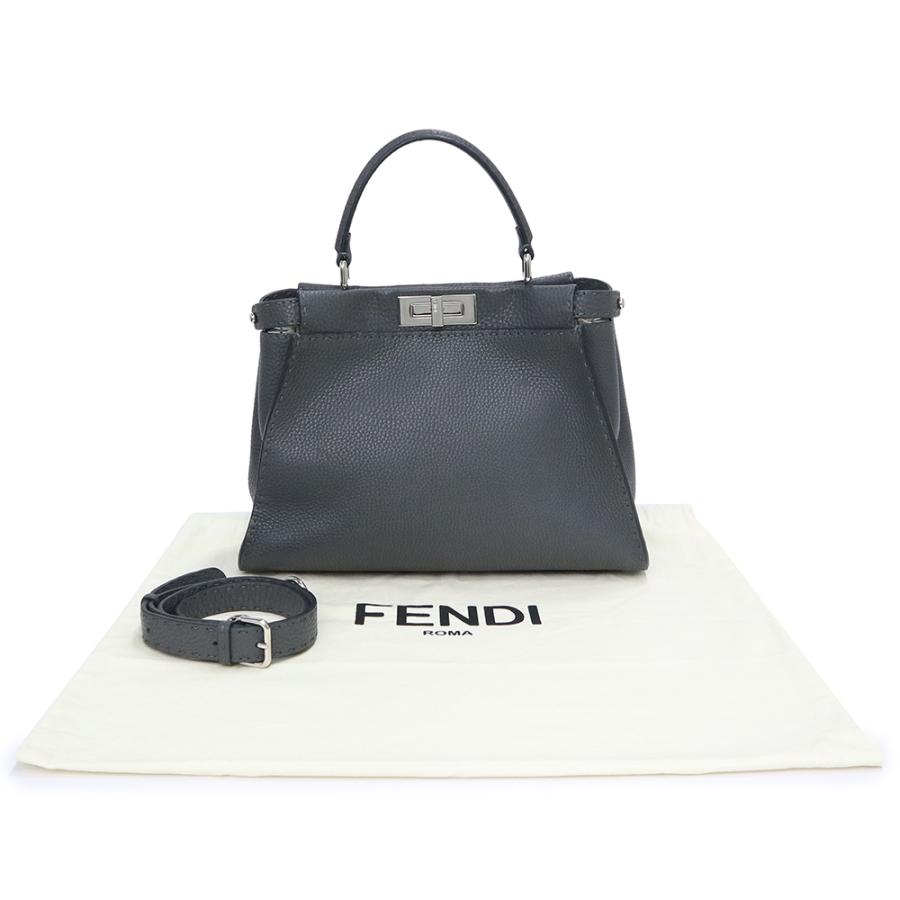 FENDI（フェンディ） （未使用 展示品）FENDI 8BN290 ピーカブー