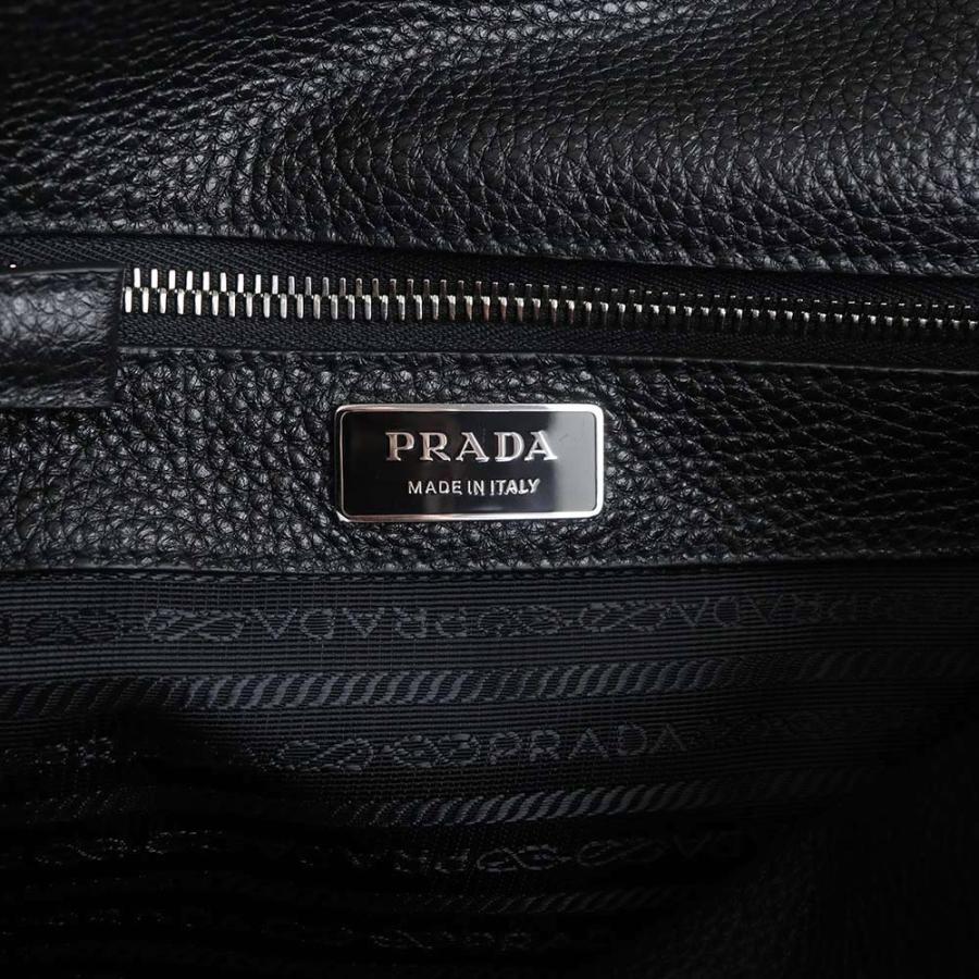 PRADA（プラダ） （未使用 展示品）PRADA 2VD075 トライアングル 三角