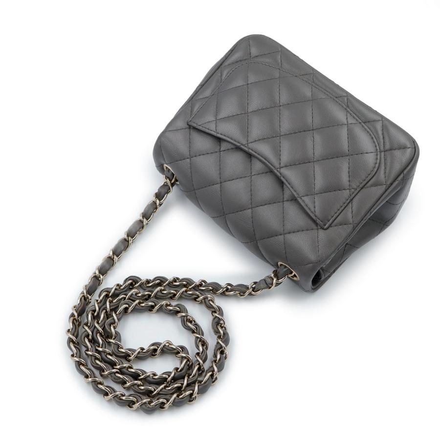 CHANEL（シャネル） （美品）CHANEL A35200 ミニ マトラッセ 17