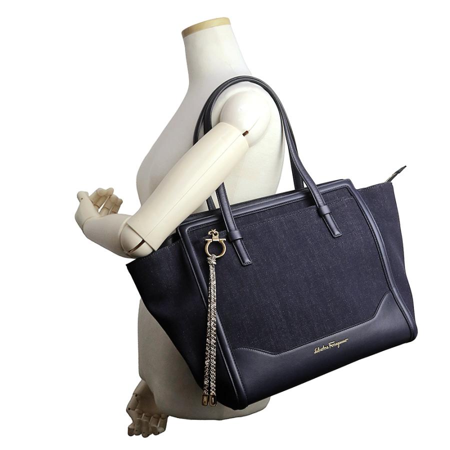 FERRAGAMO（フェラガモ） （未使用 展示品）Salvatore Ferragamo