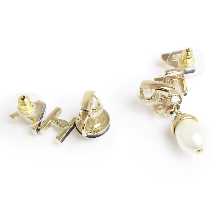 CHANEL（シャネル） （新品・未使用品）CHANEL AB9508 ロゴ パール