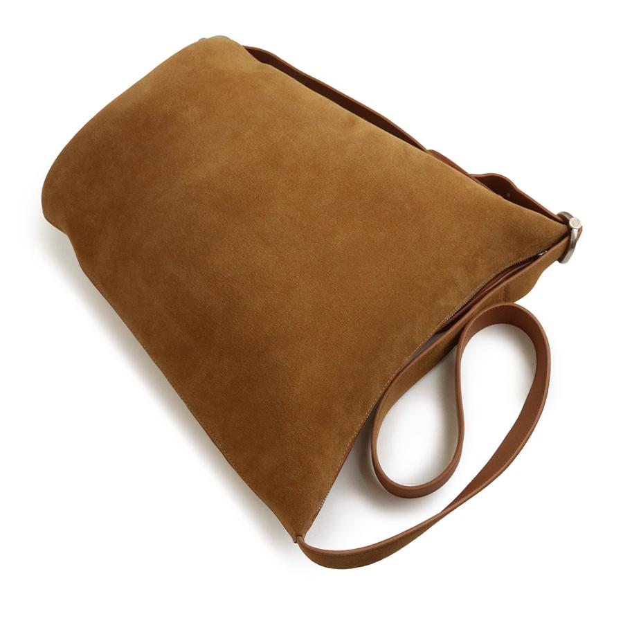 LOEWE（ロエベ） （美品）LOEWE BB22LBMX02 ループバケット ミディアム