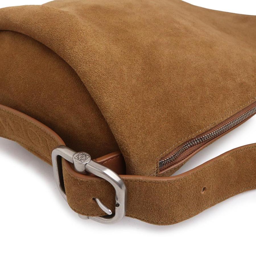 LOEWE（ロエベ） （美品）LOEWE BB22LBMX02 ループバケット ミディアム
