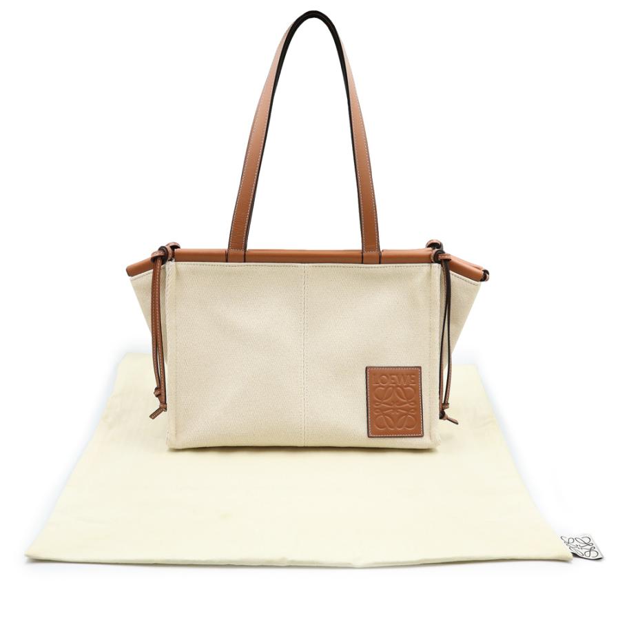 LOEWE（ロエベ） （美品）LOEWE 330.02AA93 クッショントート スモール