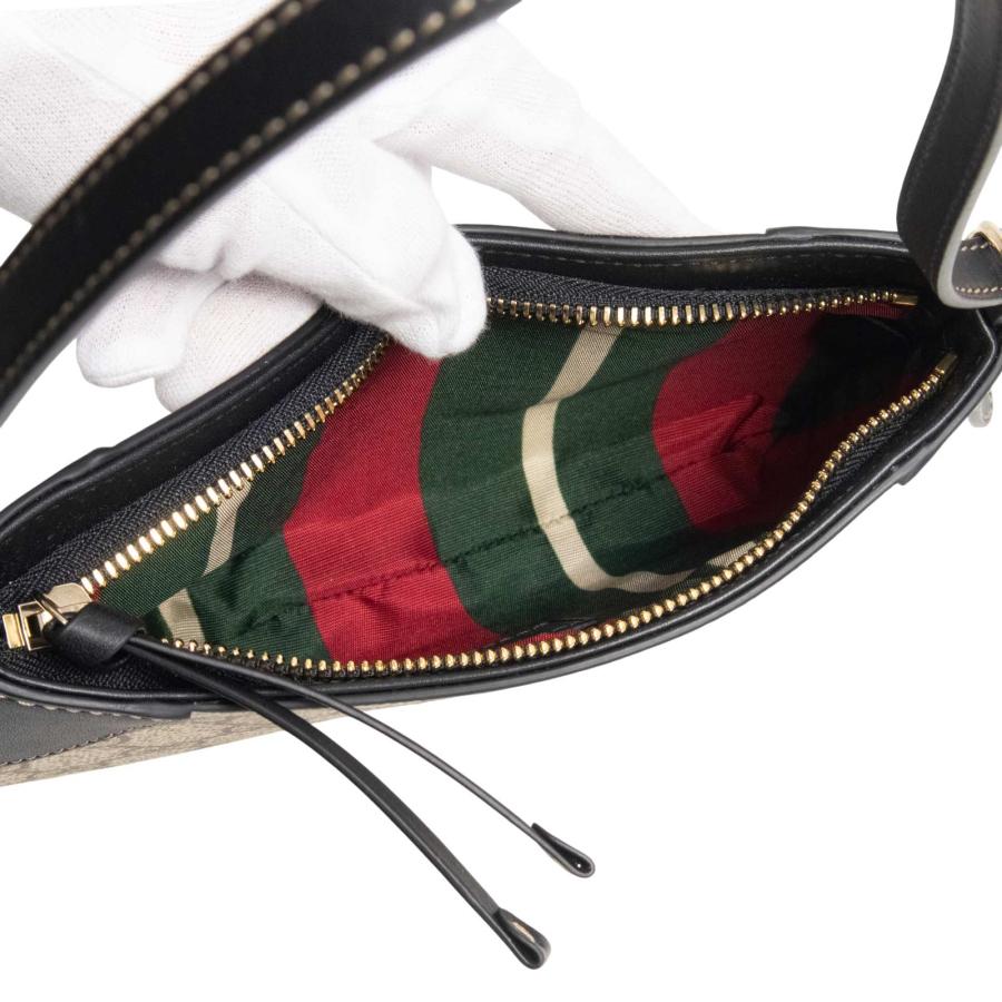 GUCCI（グッチ） （新品・未使用品）GUCCI 820696 GGエンブレム
