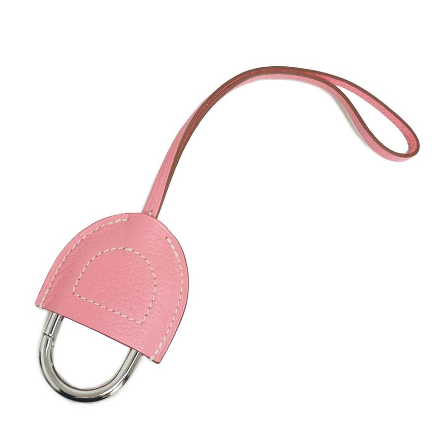 新品 未使用品 エルメス Hermes シェーヌダンクル インザループ バッグチャーム レザー レザー インザループ シェーブル ローズコンフェッティ Hcj ブランドシティの 新品 未使用品 エルメス Y刻印 箱付 ブランドシティ 送料無料