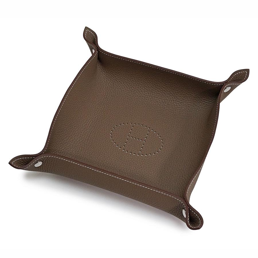 (新品・未使用品)エルメス HERMES トリヨンクレマンス レザー ヴィド ポッシュ ミーズ エ ルランス トレー エトゥープ エトープ Z刻印 箱付 :200092135018:ブランドシティ - 通販 - Yahoo!ショッピング (新品・未使用品)エルメス HERMES トリヨンクレマンス レザー ヴィド ポッシュ ミーズ エ ルランス トレー エトゥープ エトープ Z刻印 箱付 :200092135018:ブランドシティ - 通販 - Yahoo!ショッピング