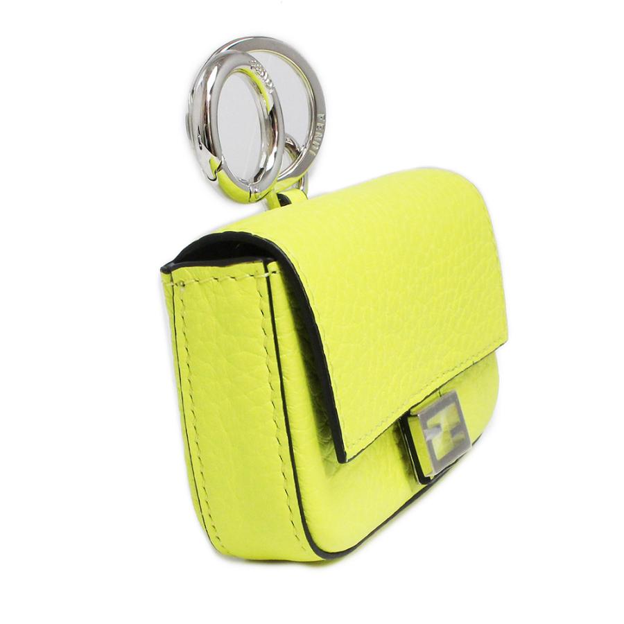 新品・未使用品）フェンディ FENDI ナノ バケット バッグチャーム 