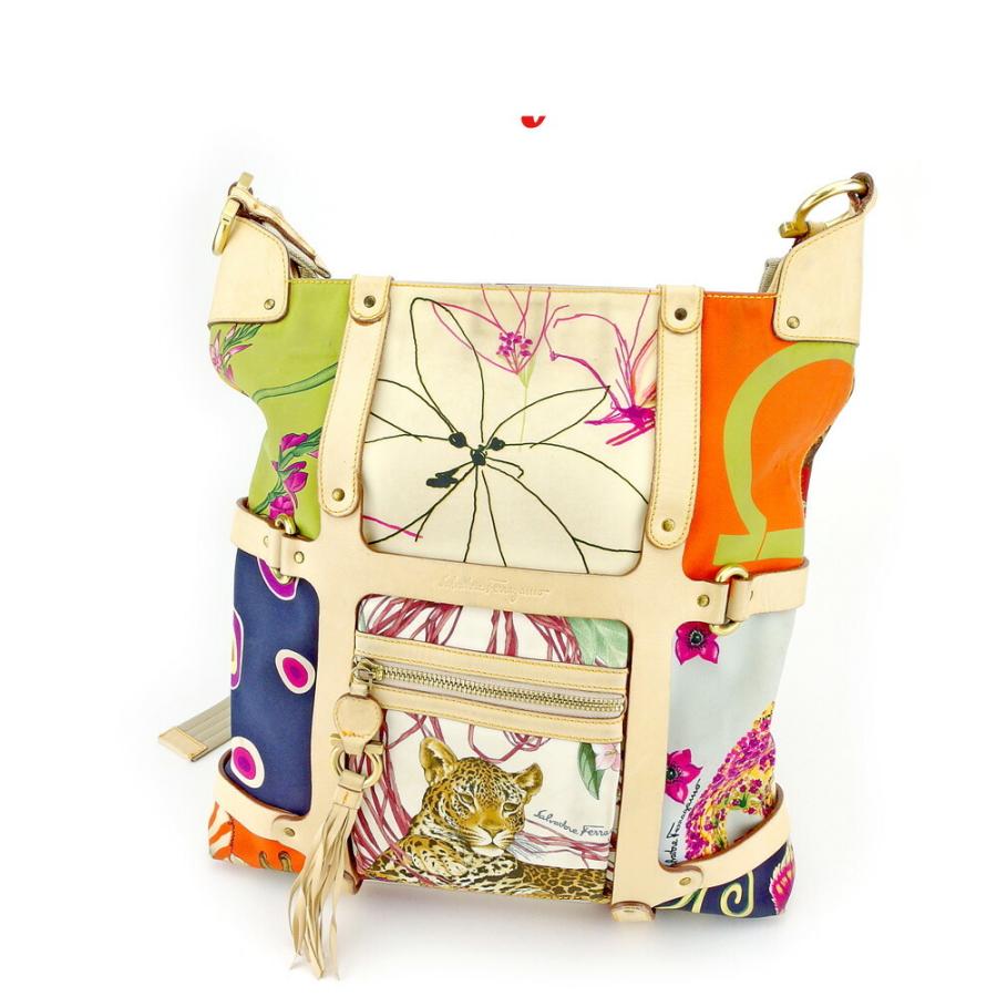 【BIGお買い物ラリー★30%OFFセール中】サルヴァトーレフェラガモ Salvatore Ferragamo ショルダーバッグプリントコンビ ベージュ オレンジ ネイビー系 レディース 中古 FERRAGAMO（フェラガモ） 【30%OFFセール】サルヴァトーレ ショルダー